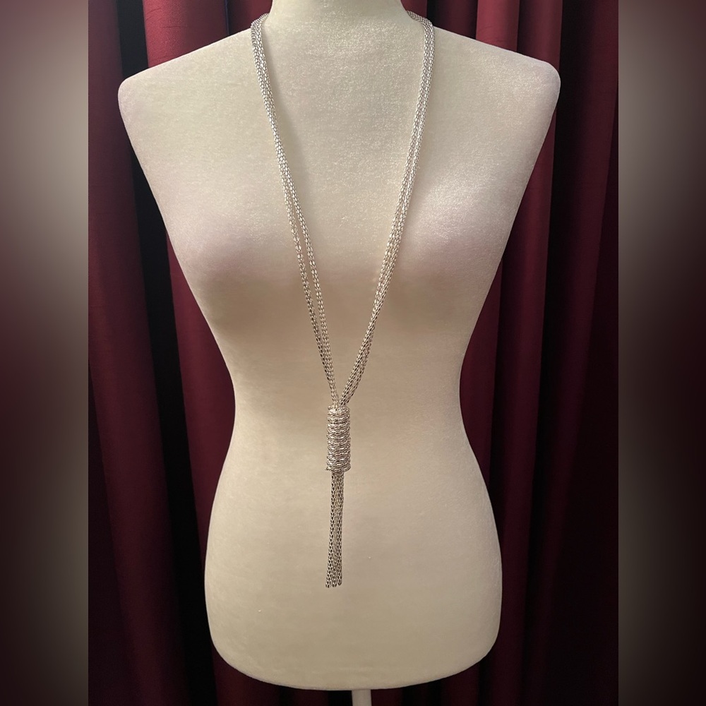 Silver Fashion Jewelry Necklace